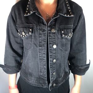 Studded Black Denim Jacket Forever 21 SM